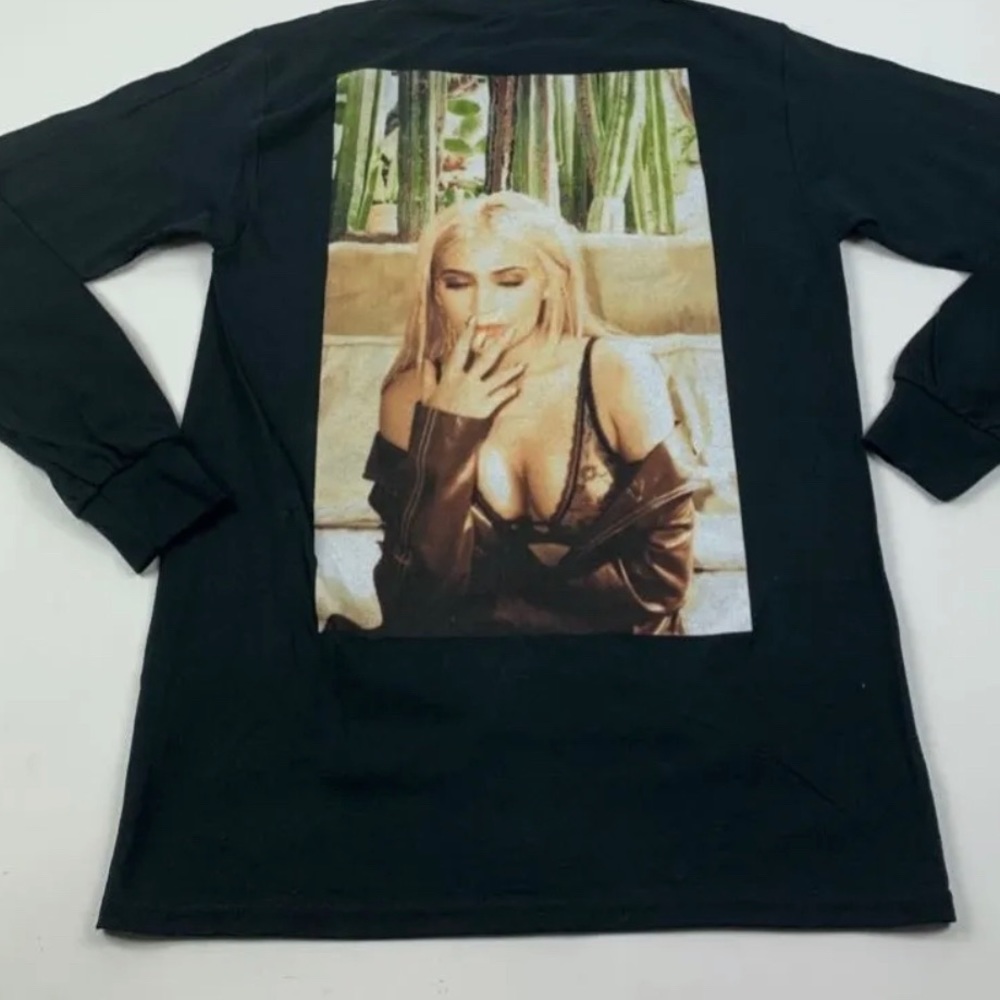Kylie cosmetics long sleeve tee